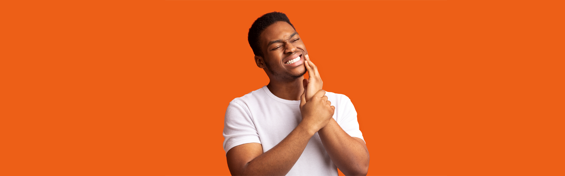Does a Swollen Jaw Indicate the Need for Emergency Dental Treatment?