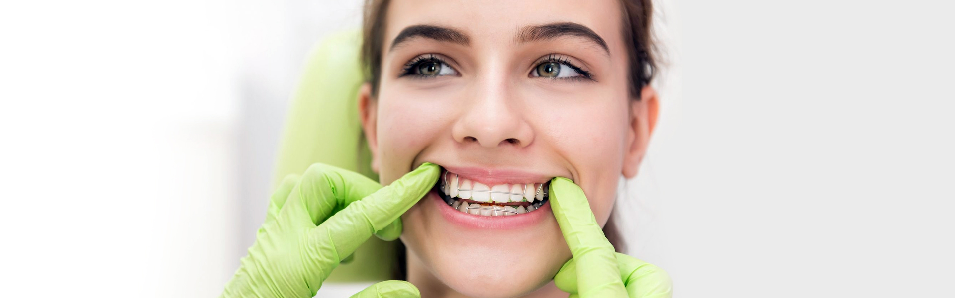Invisalign An Orthodontic Treatment Offering Comfort and Relief When Straightening Teeth